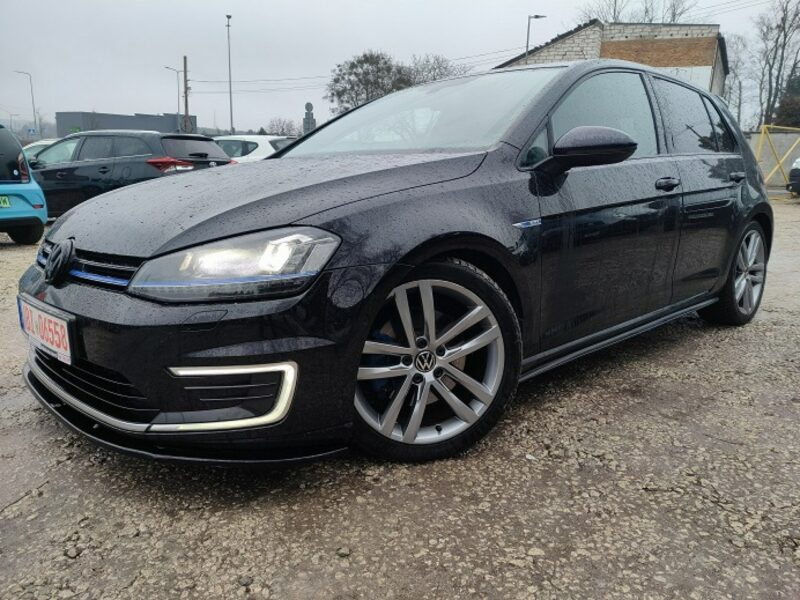 Volkswagen Golf Hybryda* Super wersja* Aktywny wydech VII (2012-)
