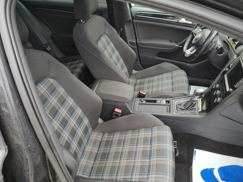 Volkswagen Golf Hybryda* Super wersja* Aktywny wydech VII (2012-)