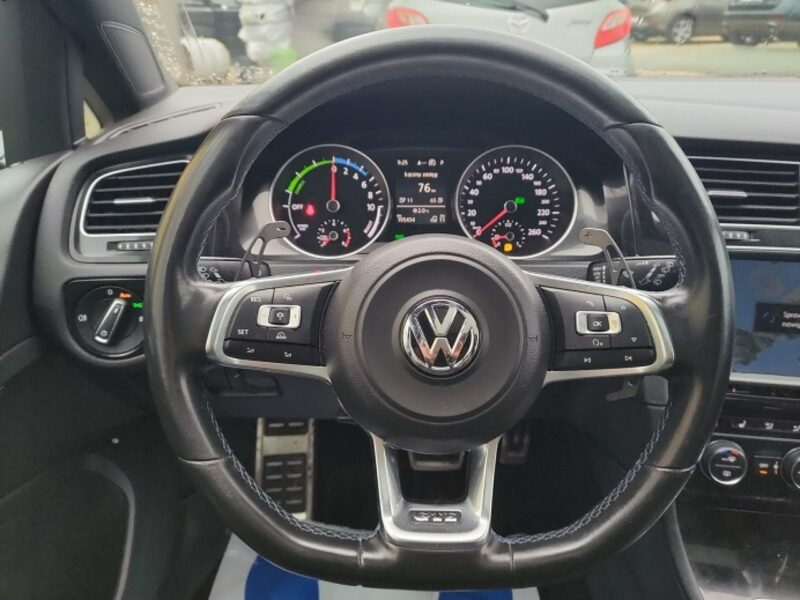 Volkswagen Golf Hybryda* Super wersja* Aktywny wydech VII (2012-)