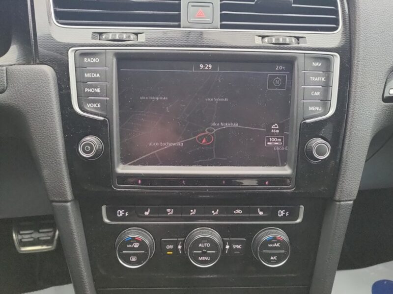 Volkswagen Golf Hybryda* Super wersja* Aktywny wydech VII (2012-)