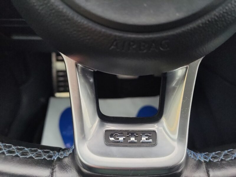 Volkswagen Golf Hybryda* Super wersja* Aktywny wydech VII (2012-)
