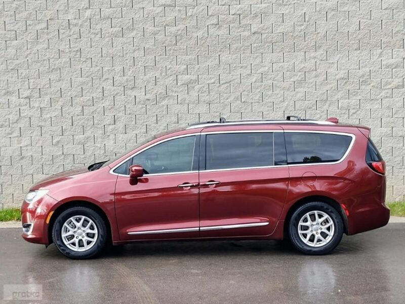 Chrysler Pacifica