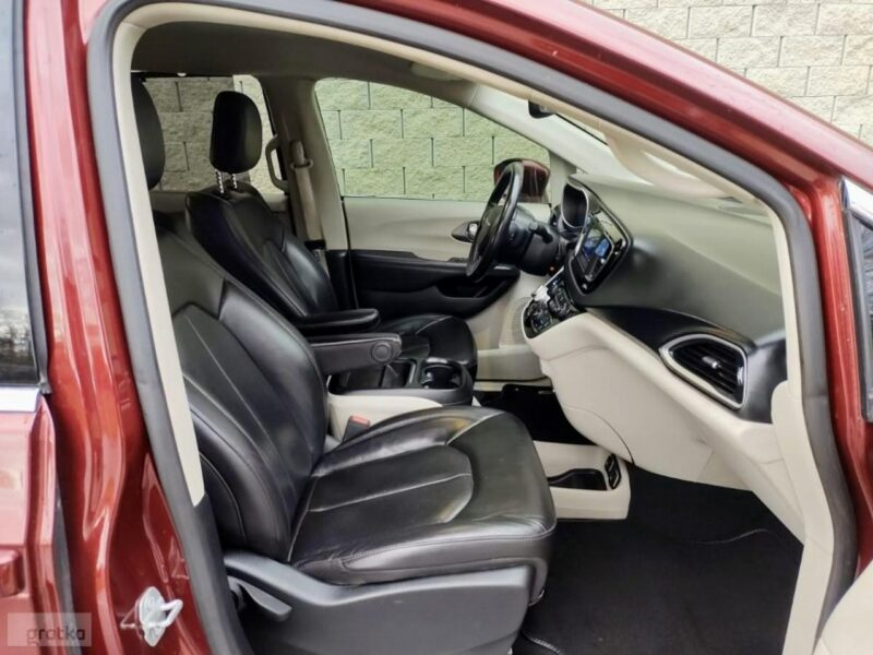 Chrysler Pacifica