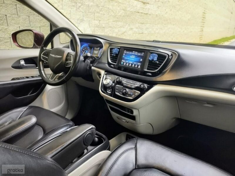 Chrysler Pacifica