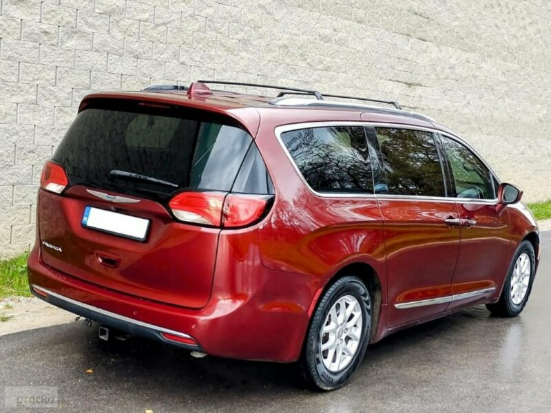 Chrysler Pacifica