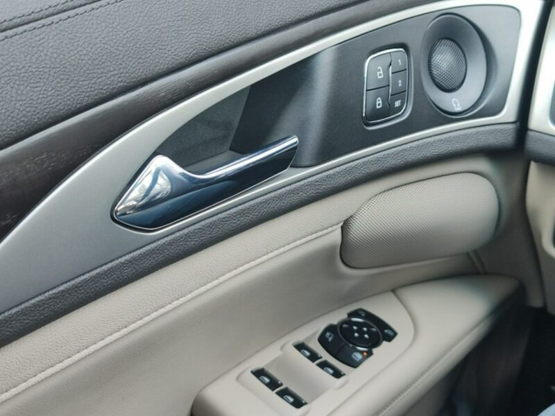 Lincoln MKZ