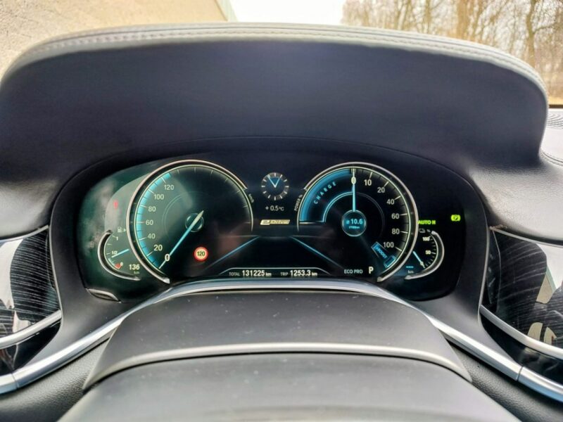 BMW 725