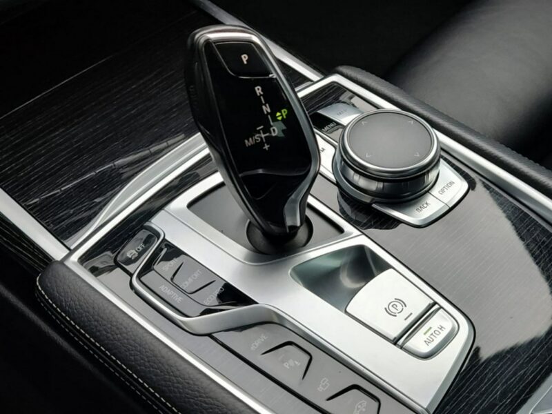 BMW 725
