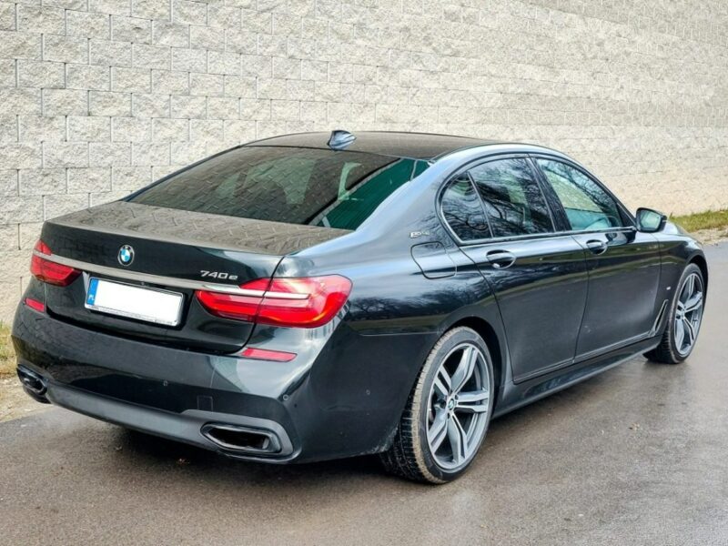 BMW 725