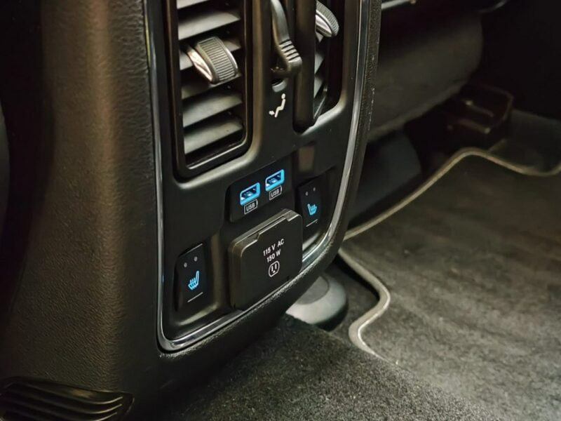 Jeep Grand Cherokee IV (2010-)