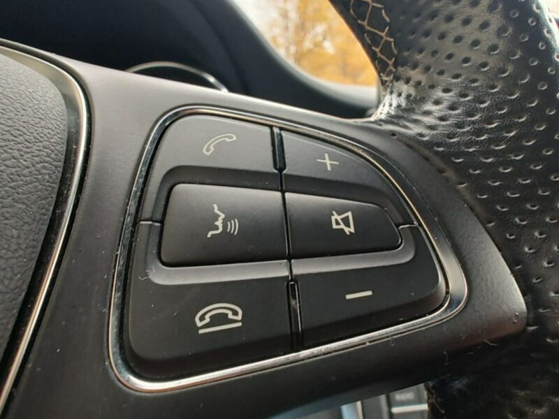 Mercedes CLA 250