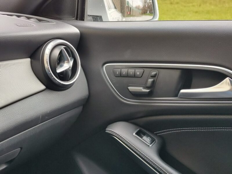 Mercedes CLA 250