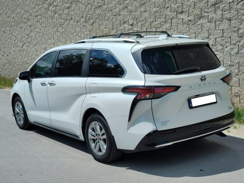 Toyota Sienna