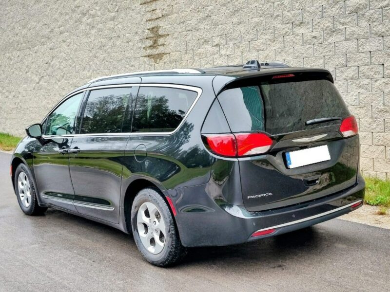 Chrysler Pacifica