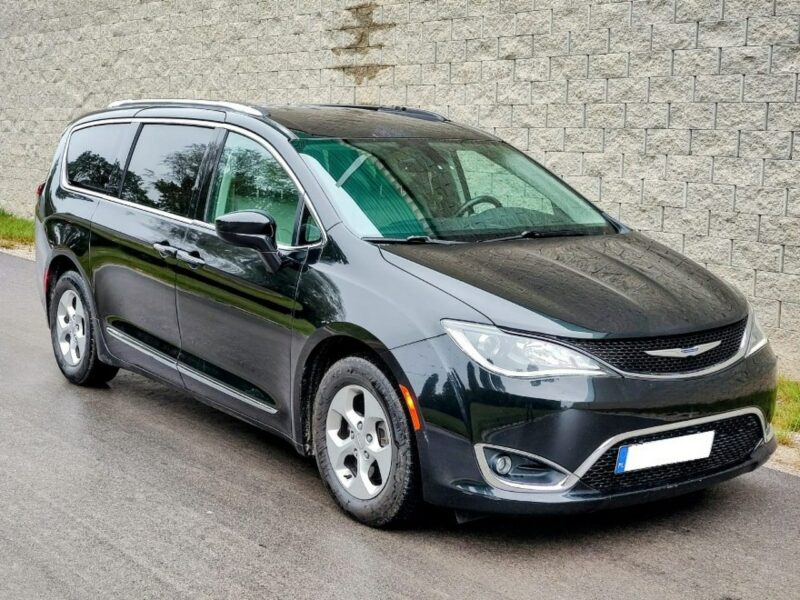 Chrysler Pacifica