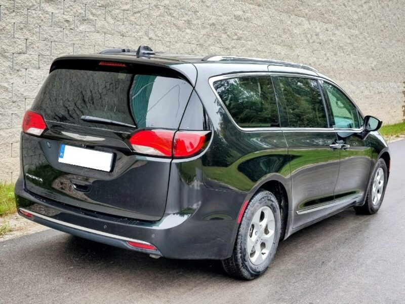 Chrysler Pacifica