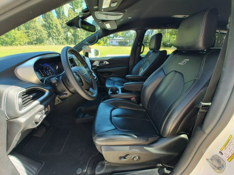 Chrysler Pacifica