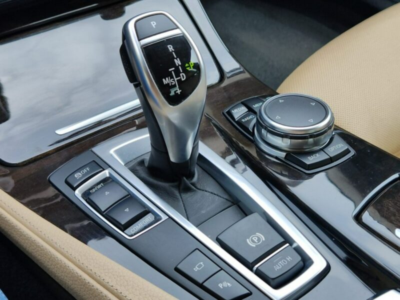 BMW 518