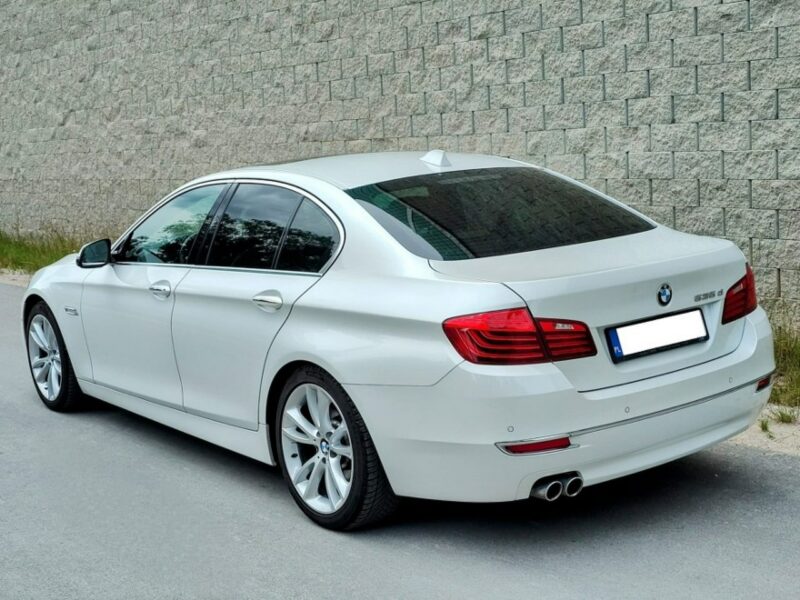 BMW 518