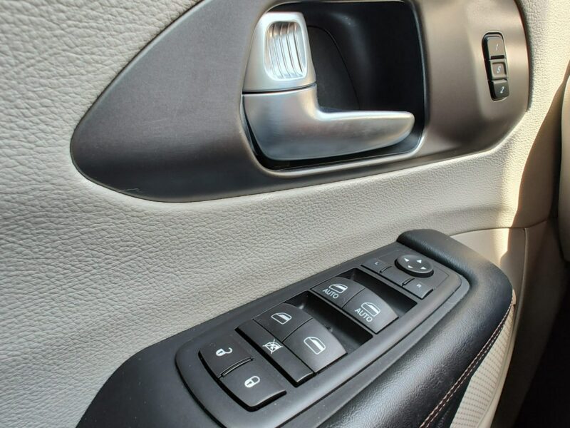 Chrysler Pacifica