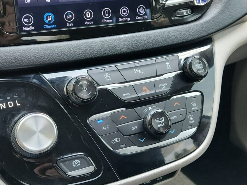 Chrysler Pacifica