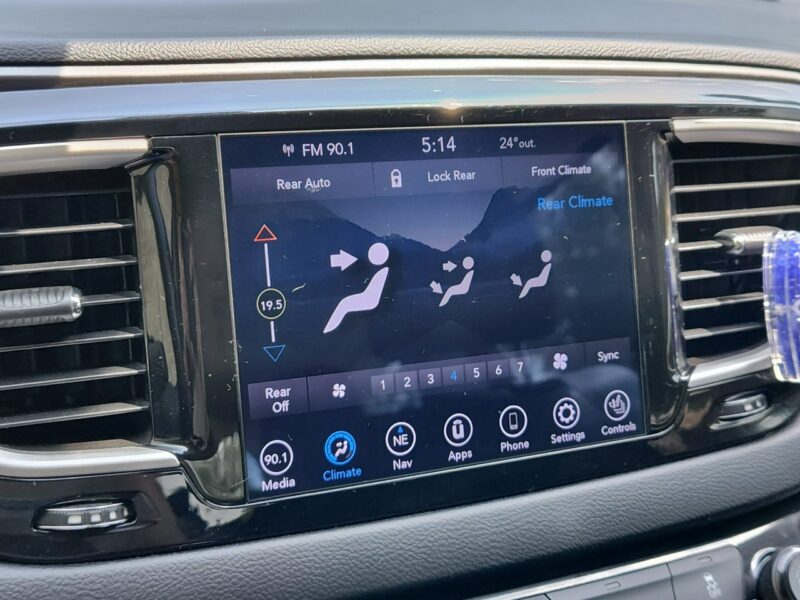 Chrysler Pacifica