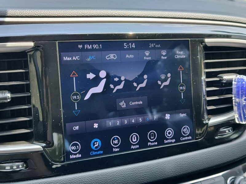 Chrysler Pacifica