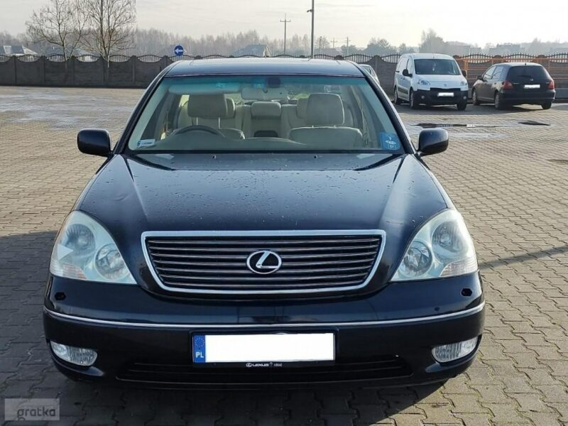 Lexus LS