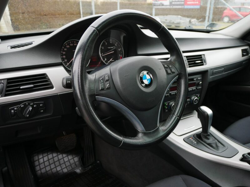 BMW 320 E90 320i 163KM Sedan -Automat -Bardzo zadbany +Koło zimowe E90E91E92E93(2005-2012)