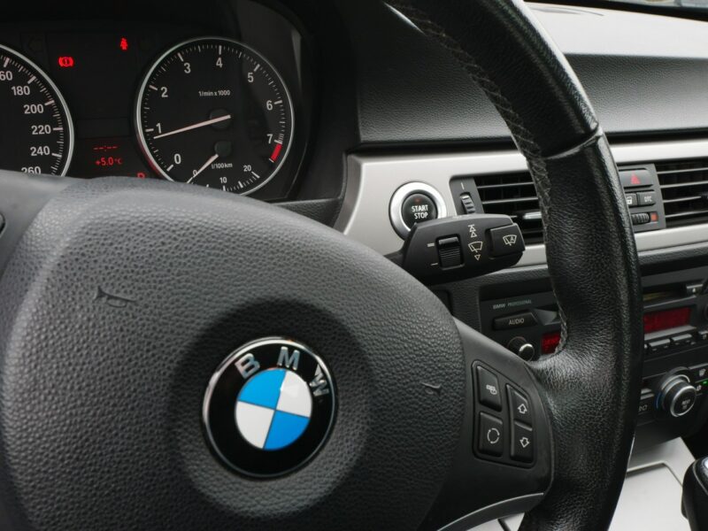 BMW 320 E90 320i 163KM Sedan -Automat -Bardzo zadbany +Koło zimowe E90E91E92E93(2005-2012)