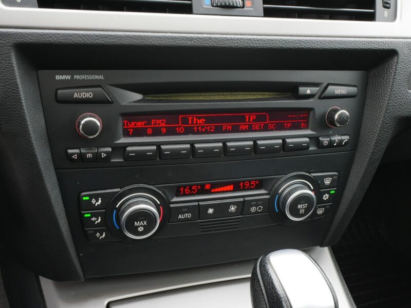 BMW 320 E90 320i 163KM Sedan -Automat -Bardzo zadbany +Koło zimowe E90E91E92E93(2005-2012)