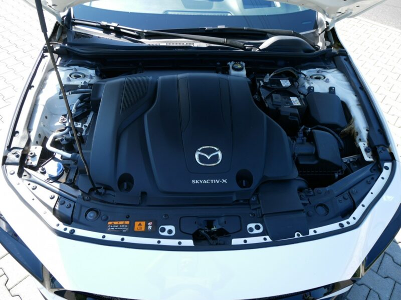 Mazda 3 FL 2.0 E-Skyactiv-X 186KM M-Hybrid Automat +LED +Navi -Kamera -Zobacz IV (2019-)
