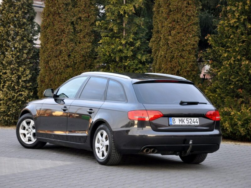 Audi A4 2.0TDI(143KM)*Xenon*Led*Klimatronik*Chrom*Welur*Reling*Parktr.*Alu16" B8 (2007-2015)
