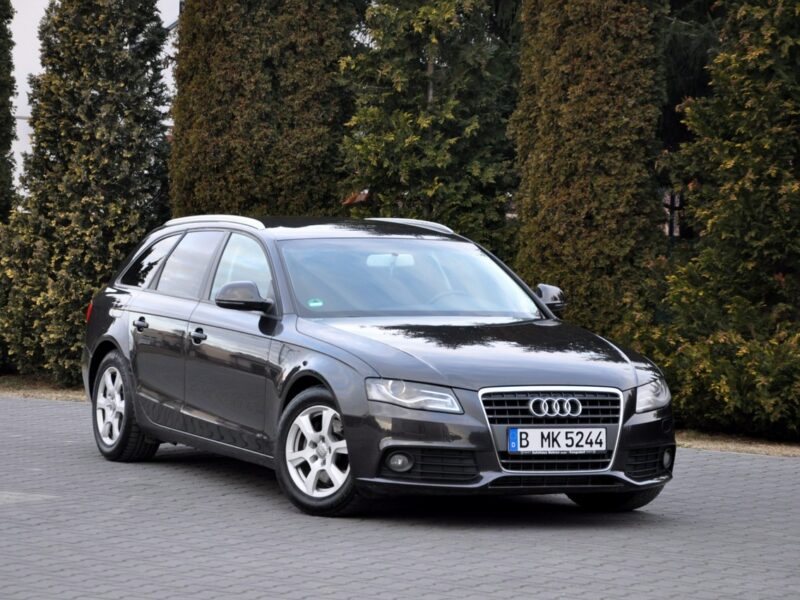 Audi A4 2.0TDI(143KM)*Xenon*Led*Klimatronik*Chrom*Welur*Reling*Parktr.*Alu16" B8 (2007-2015)