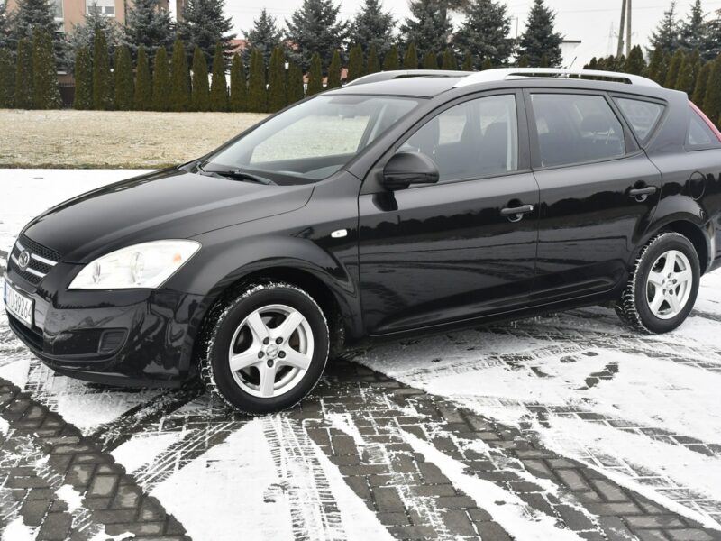 Toyota Avensis 1,6VVTi 132KM Soll/Alufelgi/Parktronic/Zadbany/Model2011 III (2009-)