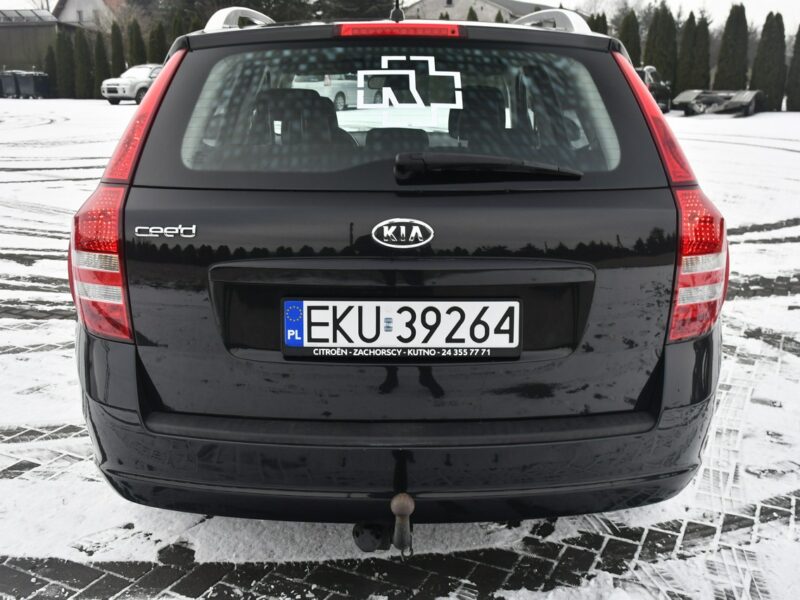 Toyota Avensis 1,6VVTi 132KM Soll/Alufelgi/Parktronic/Zadbany/Model2011 III (2009-)