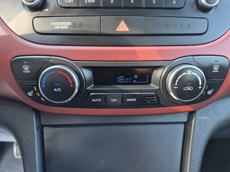 Hyundai i10 Automat*1,2*Super wyposażenie* Tylko 81.000km!! II (2013-)