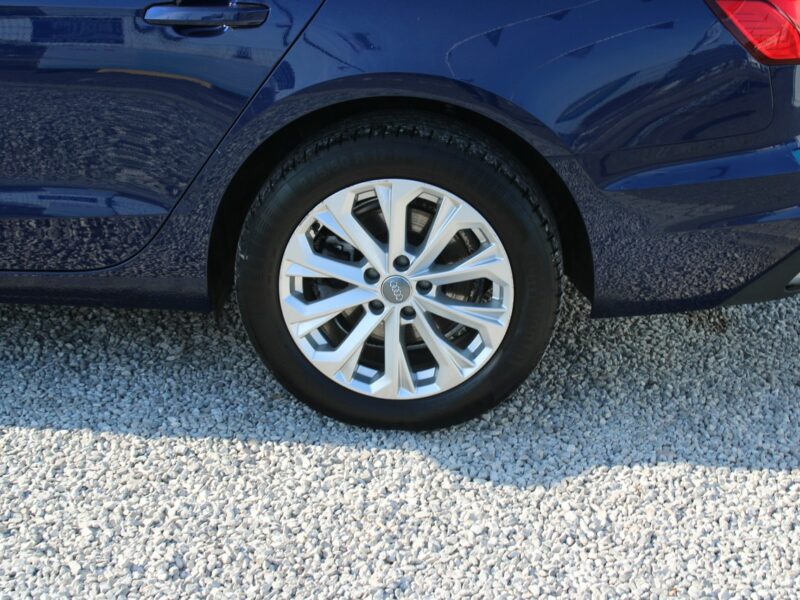 Audi A4 S-Tronic Gwarancja Kamera F-vat Salon Polska B9 (2015-)