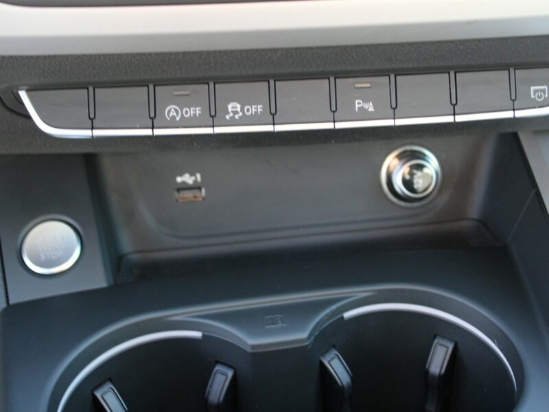 Audi A4 S-Tronic Gwarancja Kamera F-vat Salon Polska B9 (2015-)