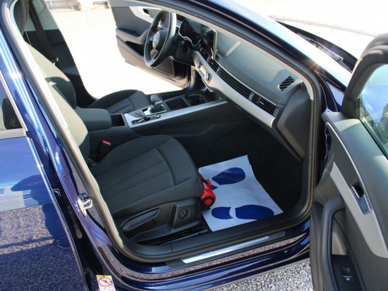 Audi A4 S-Tronic Gwarancja Kamera F-vat Salon Polska B9 (2015-)