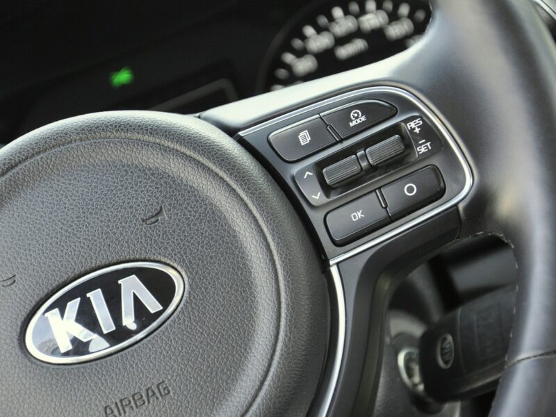 Kia Sportage 1.7 CRDi 141KM XL/Navi/Kamera/SerwisASO/Alufelgi/PółSkóry IV (2016-2021)