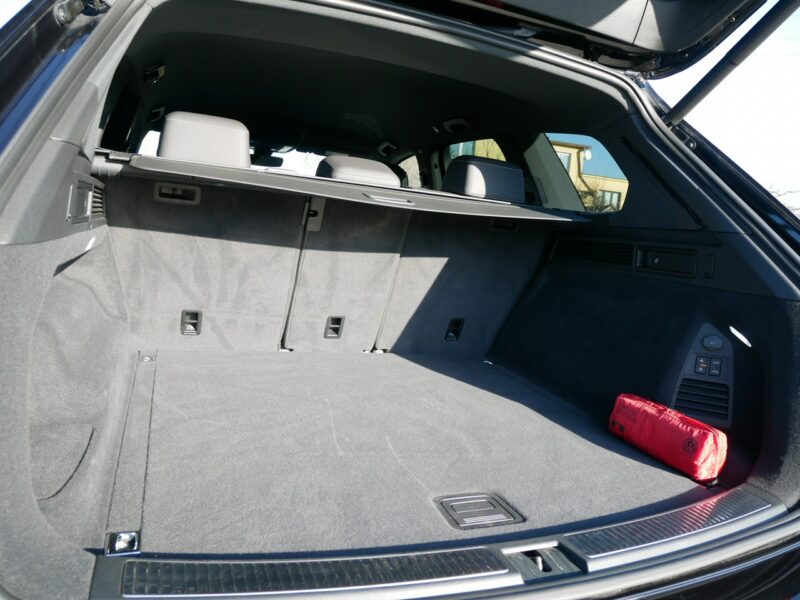 Volkswagen Touareg 3.0TDI V6 286KM R-Line 4x4 4Motion Automat DSG 8b VAT 23% Brutto +Koła III (2018-)