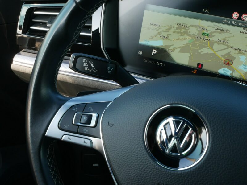 Volkswagen Touareg 3.0TDI V6 286KM R-Line 4x4 4Motion Automat DSG 8b VAT 23% Brutto +Koła III (2018-)