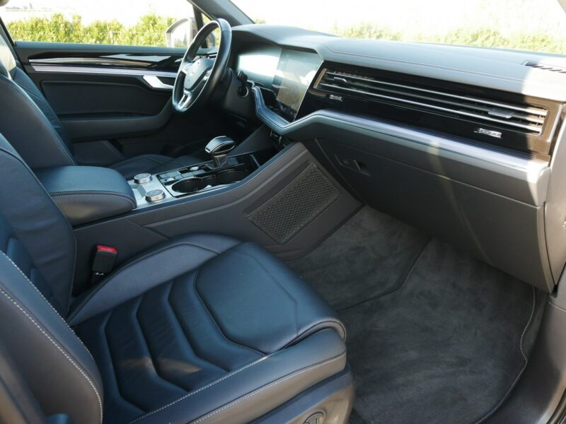 Volkswagen Touareg 3.0TDI V6 286KM R-Line 4x4 4Motion Automat DSG 8b VAT 23% Brutto +Koła III (2018-)