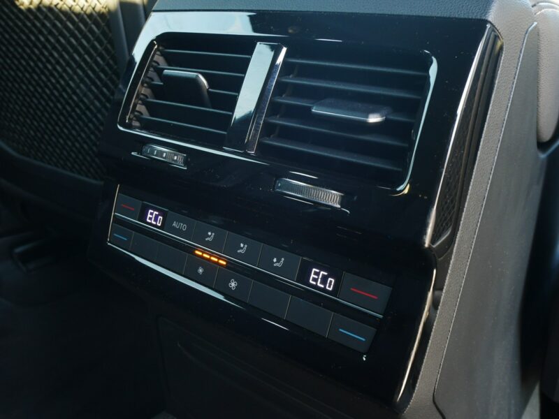 Volkswagen Touareg 3.0TDI V6 286KM R-Line 4x4 4Motion Automat DSG 8b VAT 23% Brutto +Koła III (2018-)