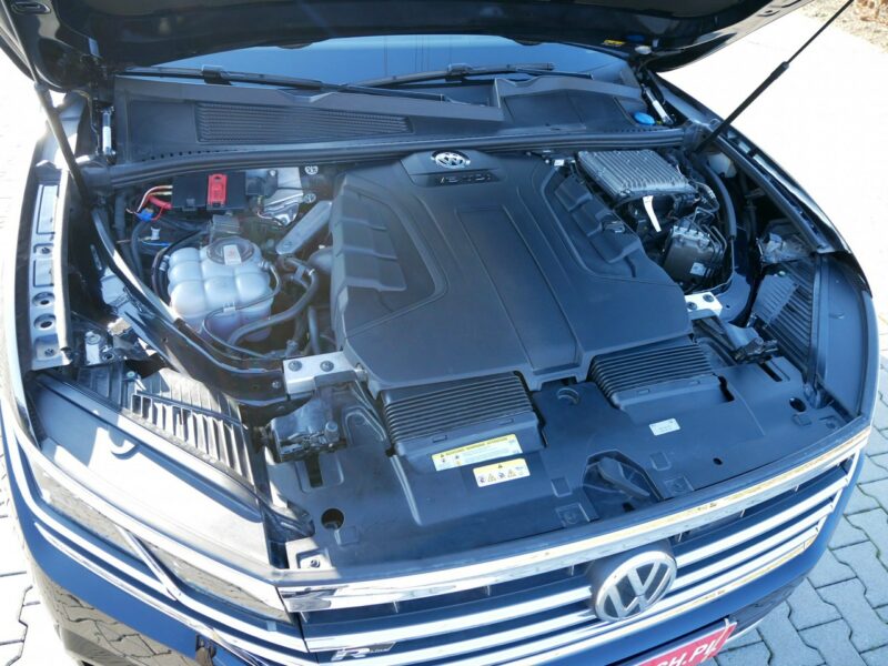 Volkswagen Touareg 3.0TDI V6 286KM R-Line 4x4 4Motion Automat DSG 8b VAT 23% Brutto +Koła III (2018-)