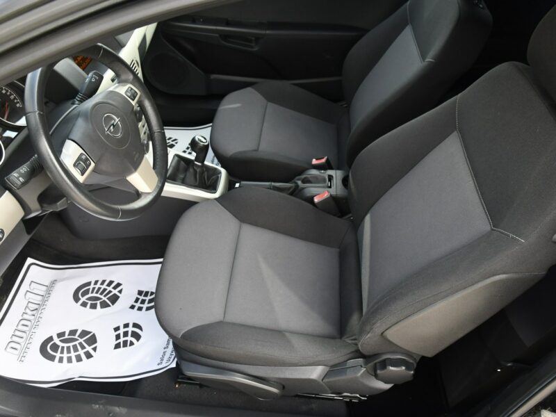 Opel Astra 1,4benz GTC. Sewis,Klima.Tempomat.El.szyby.Centralka.OKAZJA H (2004-2014)