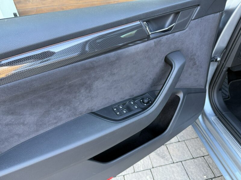 Škoda Superb 19r. 2.0 TDI 190KM DSG Sportline bezwypadkowa super stan, wyposażenie III (2015-2023)