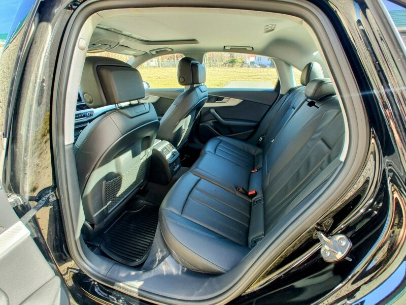 Audi A4 B9 (2015-)