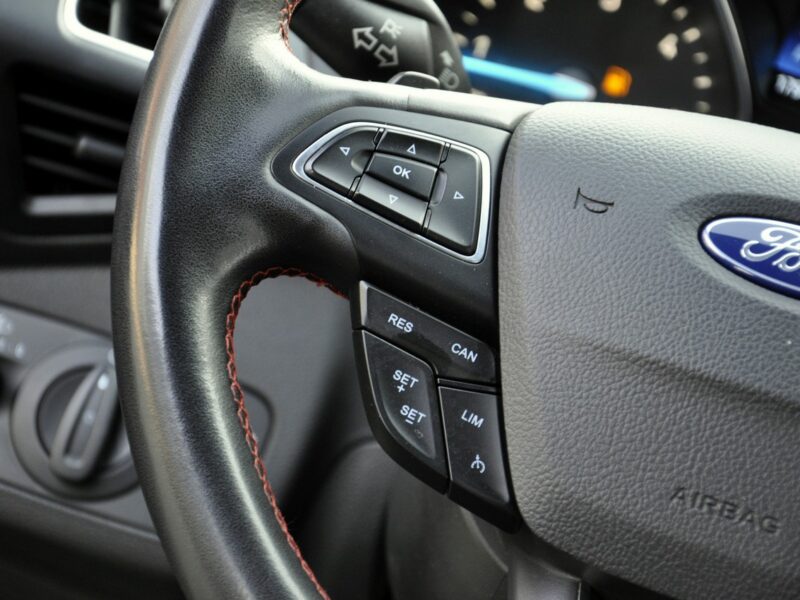 Ford Kuga 1,5TDCi 120KM STline/FWD/Alcantara/Serwisowany/Led/Navi/Android/PDC II (2012-)